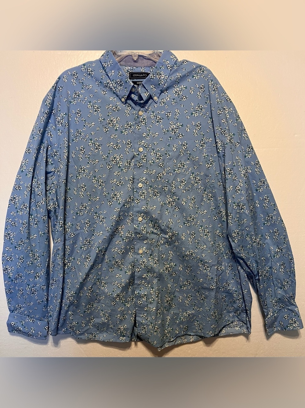 crown & ivy XXL Blue Floral Long-Sleeve Button-Down Shirt
